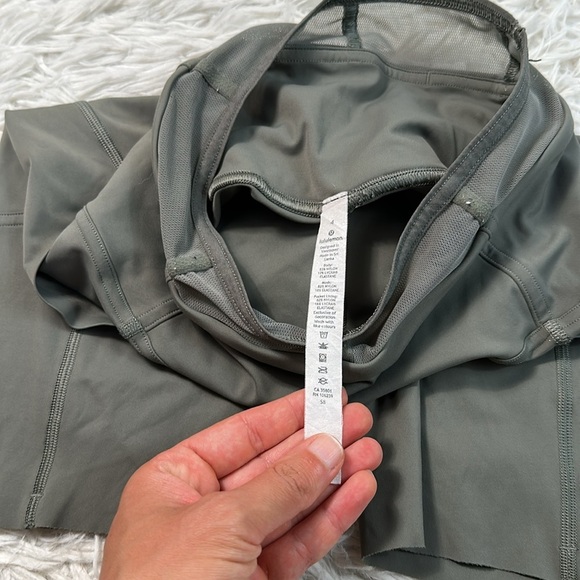 Lululemon Femme Force Super High Rise Short 8" Grey Sage - Picture 3 of 5